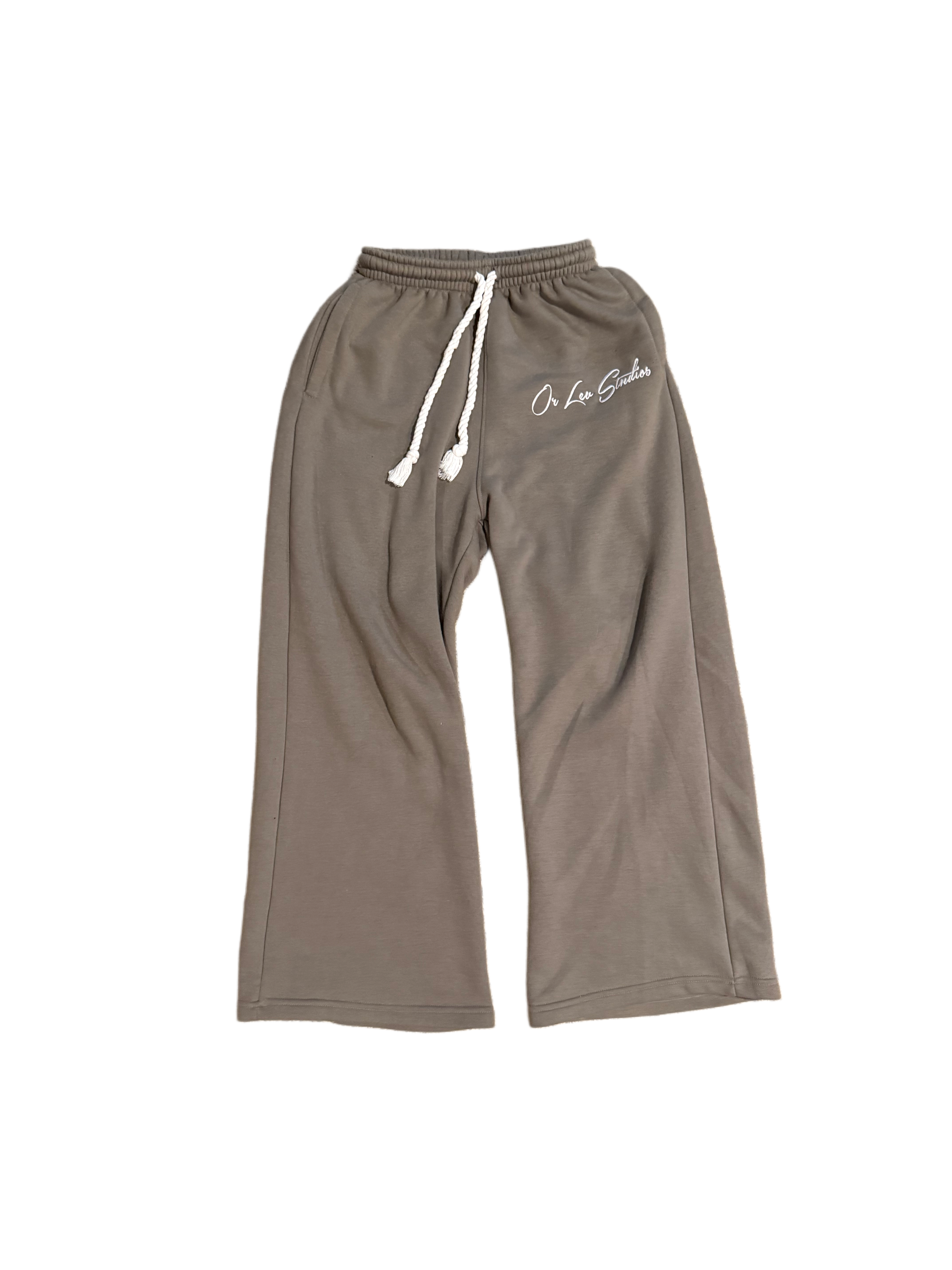 "PEACE"GREY BAGGY SWEATS